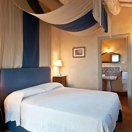 Stignano Sleeps 12 ヴィラ *